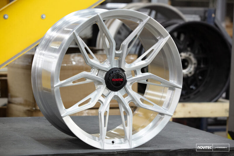 Vossen x Novitec NF11 22x12.5in - 5x114.3 BP - ET41 - Brushed Gloss Clear Ferrari SP1/2 Rear Wheel