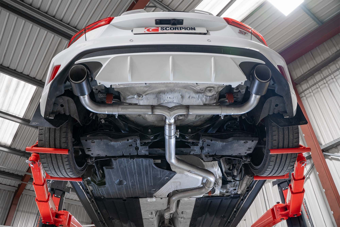 Scorpion SFDS095CF Ford Focus ST Mk4 Predator Gpf-Back Exhaust System