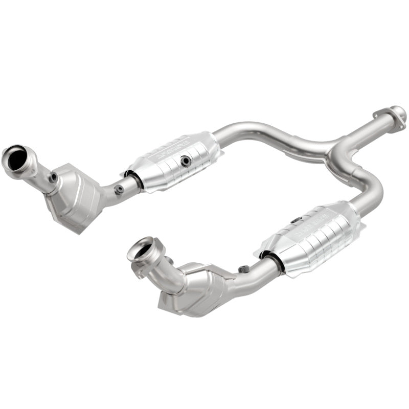 MagnaFlow Direct Fit Catalytic Converter 2003 Ford Mustang 3.8L