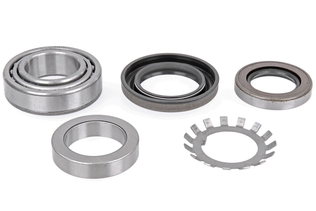 Ackoja A520333 Wheel Bearing Set