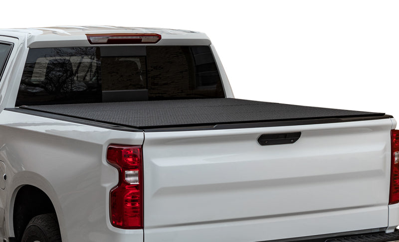 Access LOMAX Pro Series 2024 Toyota Tacoma 5ft Bed Tri-Fold Bed Cover - Black Diamond Mist
