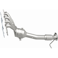MagnaFlow Direct Fit Catalytic Converter 10-13 Mazda 3 2.0L Manifold