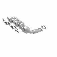 MagnaFlow Direct Fit Catalytic Converter 05-06 Ford Focus 2.0L