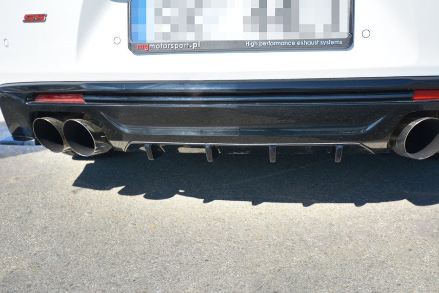 Maxton Design Chevrolet Camaro MK6 SS Rear Valance