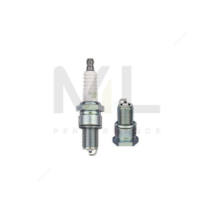 NGK BPR7E (1142) - Standard Spark Plug / Sparkplug