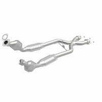 MagnaFlow Direct Fit Catalytic Converter 96-98 4.6L *California*