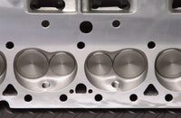 Edelbrock Single Perf SBC 70cc Head Comp