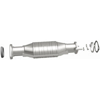 MagnaFlow Direct Fit Catalytic Converter 2003-2006 MONTERO 3.8 L Underbody