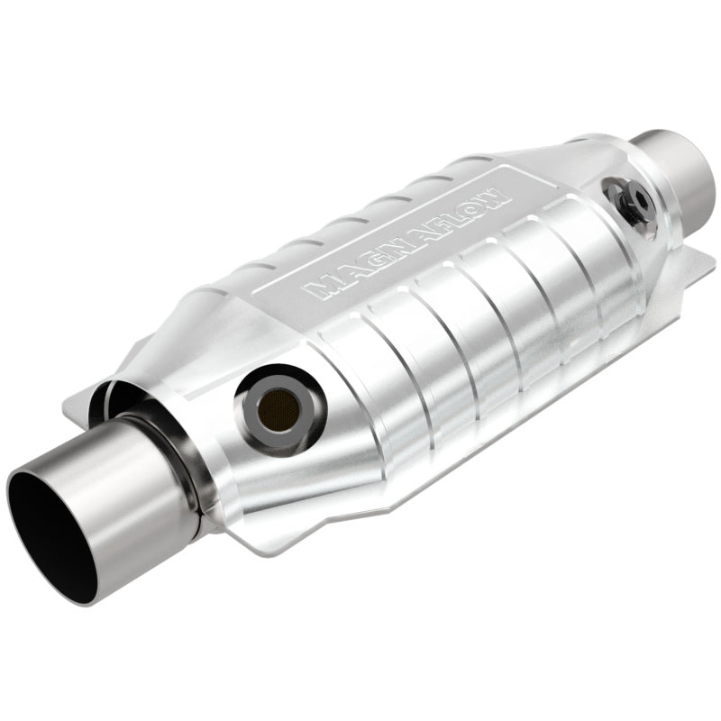 MagnaFlow Universal Catalytic Converter 2.25 Dual O2 Boss
