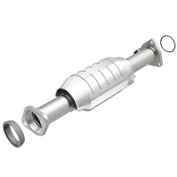 MagnaFlow Direct Fit Catalytic Converter 97-01 Honda CR-V 2.0L