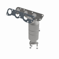 MagnaFlow Direct Fit Catalytic Converter 04-05 Suz Verona2.5 Manifold Front