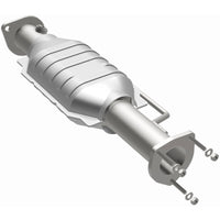 MagnaFlow Direct Fit Catalytic Converter 00-04 Jeep Wrangler 4.0L Rear/2.4L/2.5L