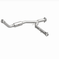 MagnaFlow 05-06 Ford Expedition 5.4L Direct Fit Converter