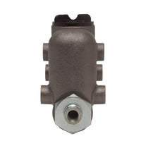 DFC 41-57 International 3 K MC/ Brake Master Cylinder