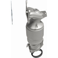 MagnaFlow 12-14 Honda CR-V 2.4L L4 GAS California Catalytic Converter Direct Fit