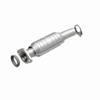 MagnaFlow Direct Fit Catalytic Converter 04 Toyota Sienna 3.3L