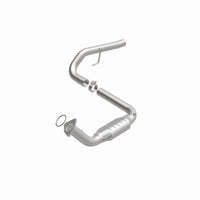 MagnaFlow Direct Fit Catalytic Conv 02-06 Cadillac Escalade / 02-06 GM Yukon (Inc Denali) 6.0L D/S
