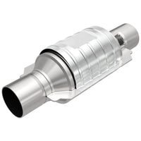 MagnaFlow Univ Conv 2in In/Out Ctr/Ctr Round 9in Body L x 5.125in W x 13in Overall L Single O2 Port