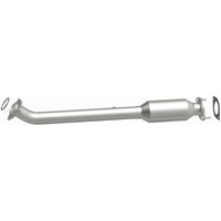 MagnaFlow Direct Fit Catalytic Converter 05-13 Nissan Frontier 2.5L