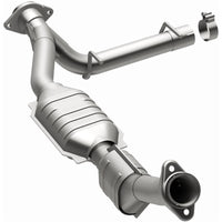 MagnaFlow Direct Fit Catalytic Converter 03 Lincoln Navigator 5.4L