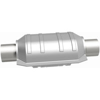 MagnaFlow Universal Catalytic Converter 2.25 w/ single O2 OEM